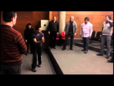 Gimnasia de Pausa trabajo en equipo animado