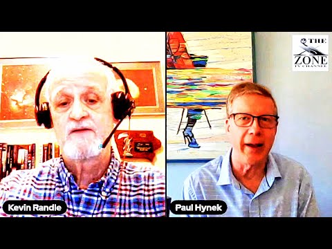 A Different Perspective with Kevin Randle Interviews - PAUL HYNEK - UFO Investigations