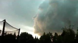 omg face in sky scary 2011 phenomenon weird event