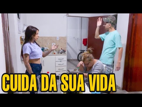 TROLLEI A MÃE DO MEU AMIGO SENDO MAL EDUCADA E ELA ME EXPULSOU!! ( TROLLAGEM )