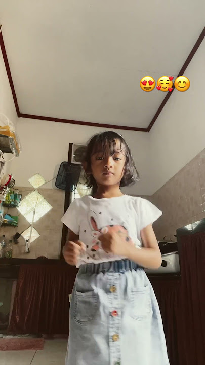 Noway noway #happy #viral #playing #seru #anakanak #dance #azura #fun #shorts