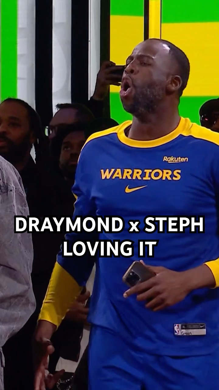 Draymond and Steph Curry loving this Buddy Hield performance