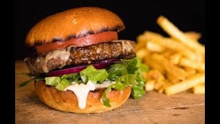 How To Make The Most Amazing Burger Feat Gordon Ramsay