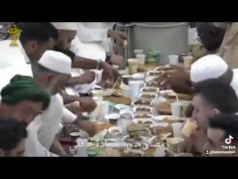 علقوالزينة قدام بيوتڪوا يا جماعة وولعوا الفوانيس ونوروا الشوارع وشغلوا إذاعة القرآن الڪريم