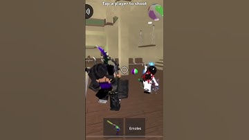 Im still terrible at murder mystery #roblox #viralvideo #mm2 #gaming #murdermystery2 ￼