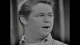 Download lagu Don't Worry Baby