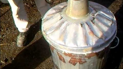 SIMON LEACH  - Raku at brother Johns