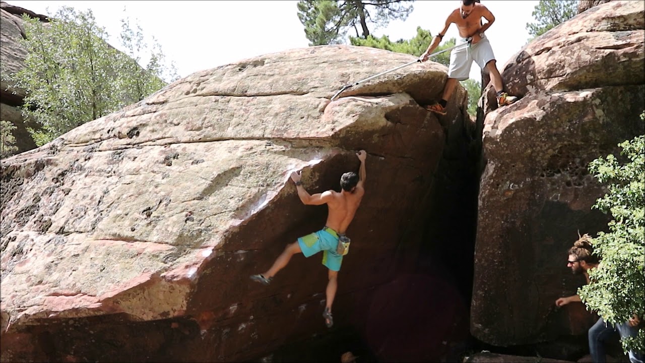 jonatan flor boulder in albarracin 2017
