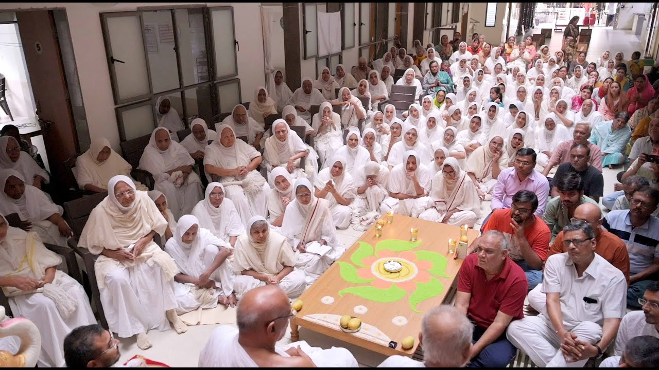Vatsalya Maitridham  Manglik Pravachan byAcharyadev shri Ratnasundersuriji maharaj saheb