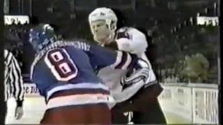 Ryan VandenBussche vs Wade Belak Round 1