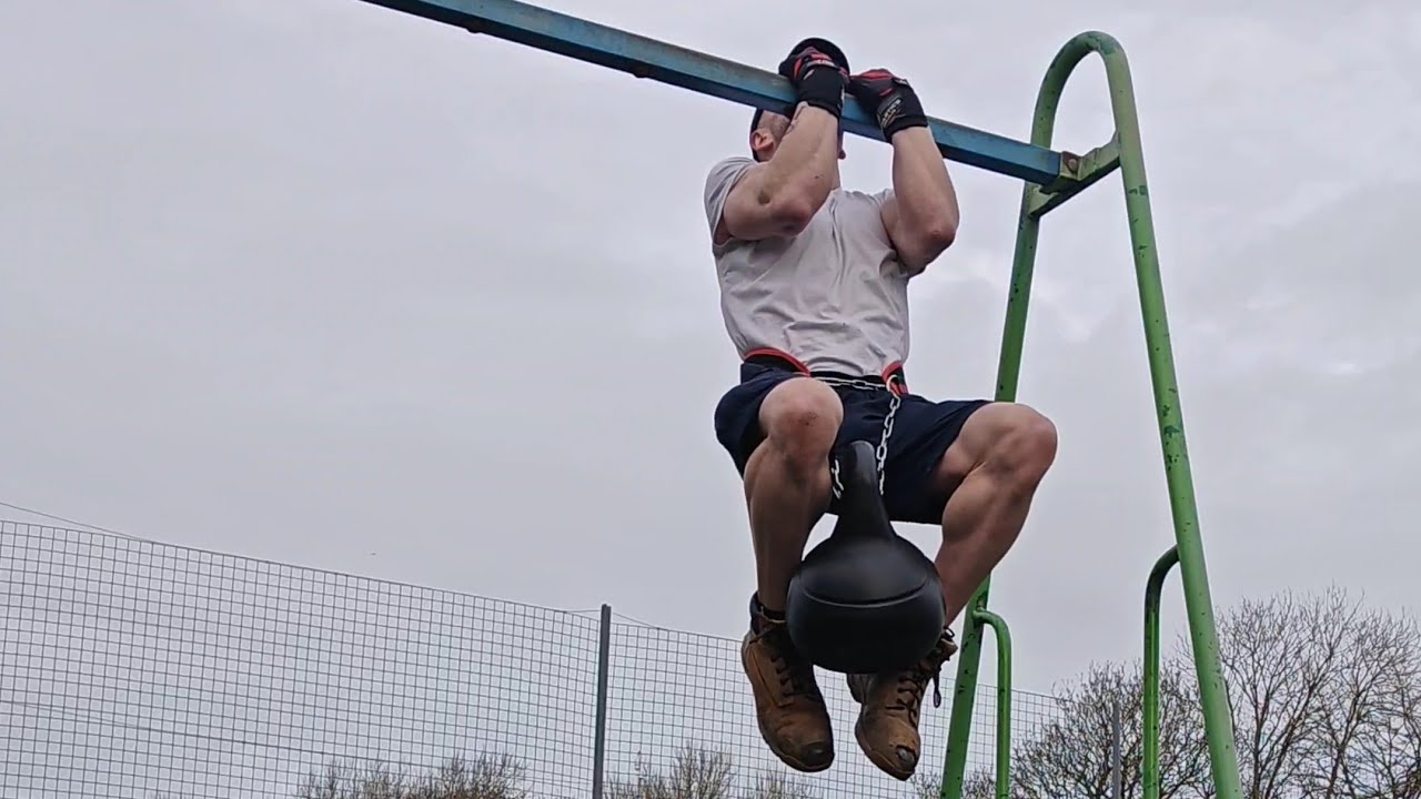GAJ’S URBAN SPORTS | 22KG WEIGHTED CHIN UPS! | 7 Sets = 151 Reps! | Thursday 29th January (4K 60FPS)