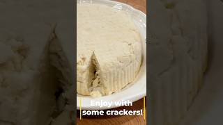 Vegan cheese with almond pulp