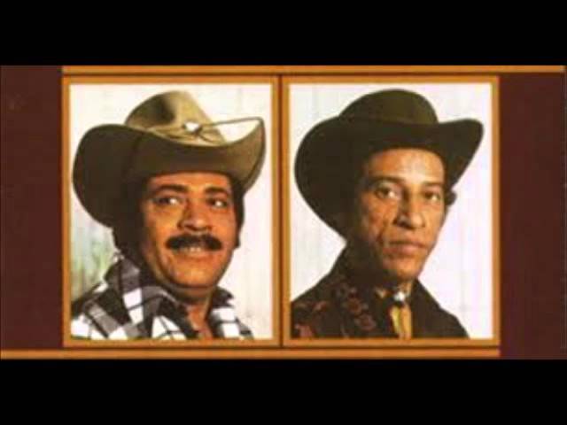 YouTubeでTIÂO CARREIRO & PARDINHO SETE FLECHASを視聴 YouTubeでTIÂO CARREIRO & PARDINHO SETE FLECHASを視聴