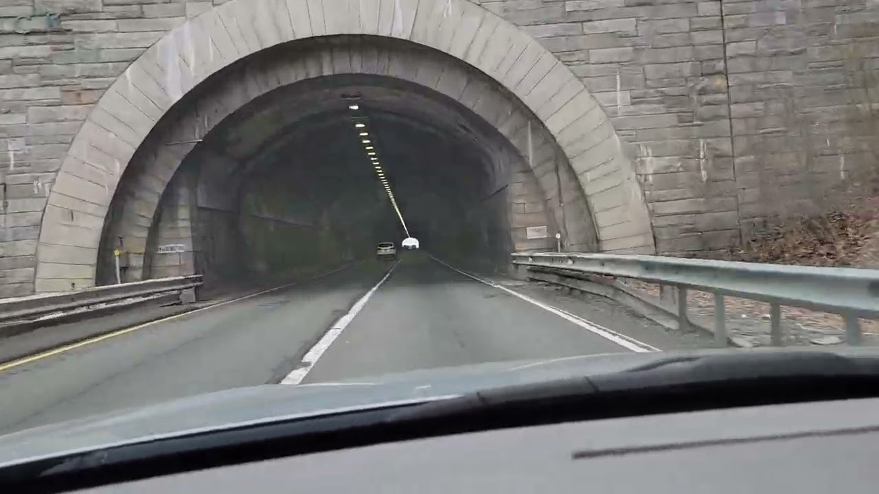 Heroes tunnel. Wilbur Cross Pkwy, New Heaven CT.