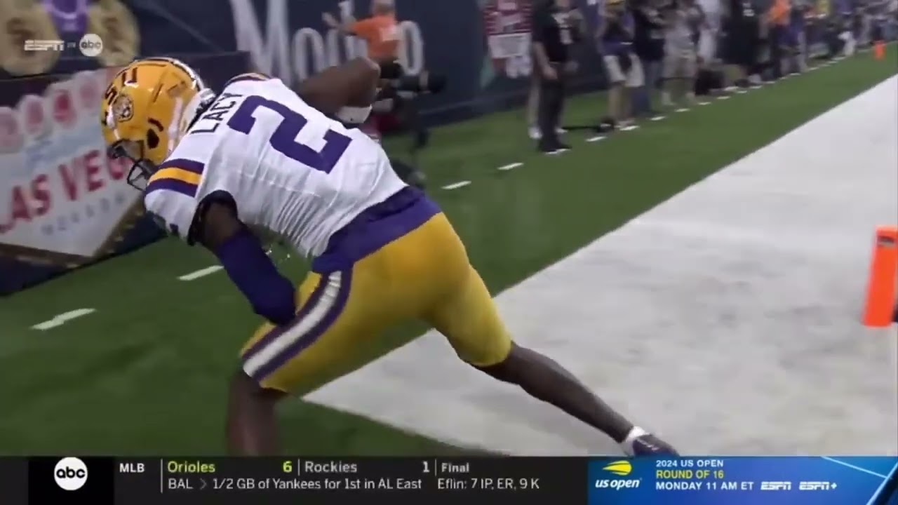 LSU WR Kyren Lacy Scores A Touchdown And Does Gun Celebration To USC Player