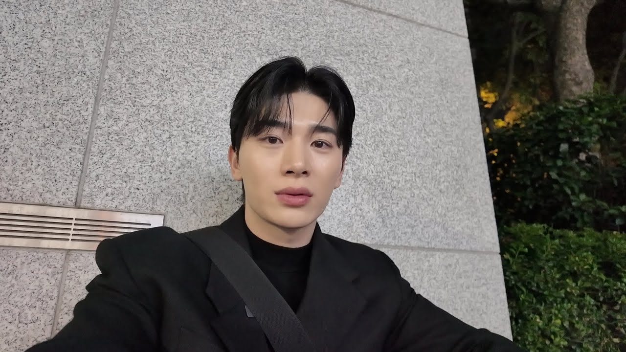 2025 대만 골든디스크에서 만난 테무 ￼￼변우석 | 대만 브이로그 1편