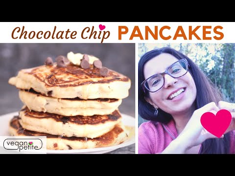 FLUFFY Vegan Chocolate Chip Pancakes - Valentine's Day Recipe 😍