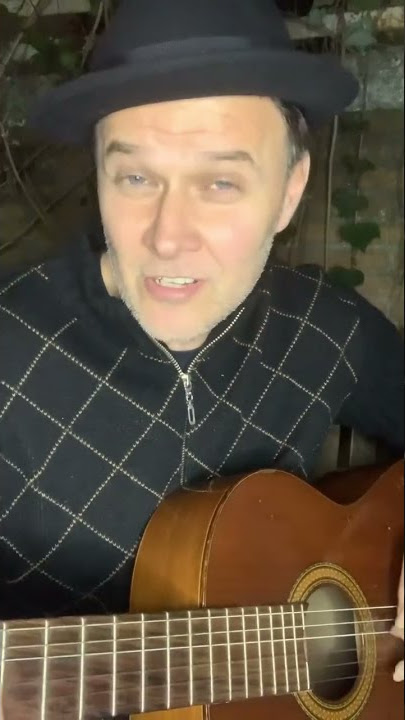 Autumn leaves performed by João Suplicy