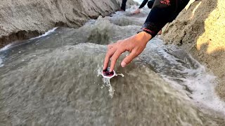 FINGER SKIMBOARDING a River Wave from Start to Finish!
