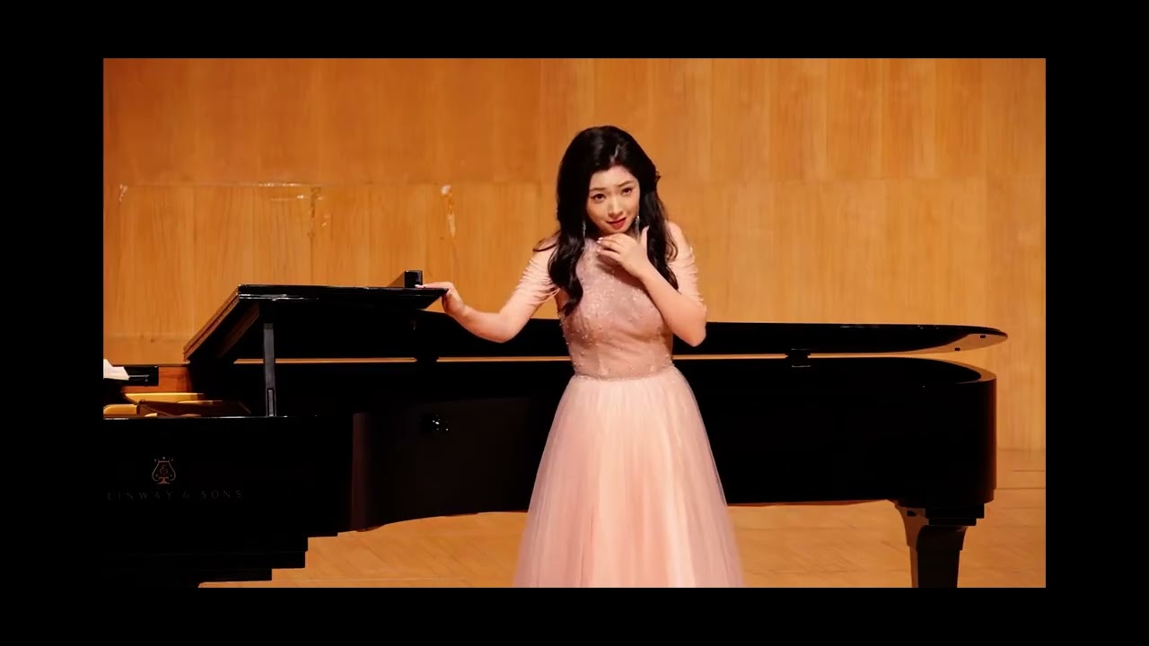 Eccomi in lieta vesta…Oh! Quante volte