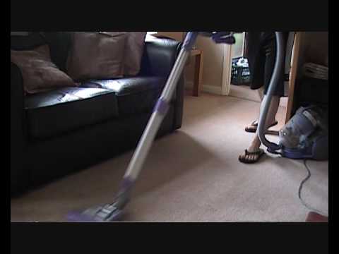 Dyson DC05 Motorhead - YouTube