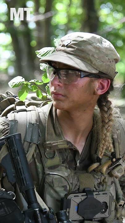 Army gets first active-duty female sniper