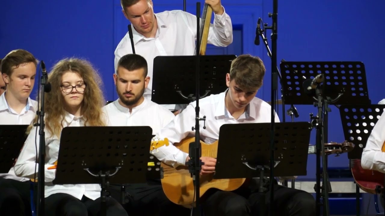 BUNJEVAČKO MALO KOLO i PLES SA SABLJAMA - Tamburaški orkestar Glazbene škole Požega