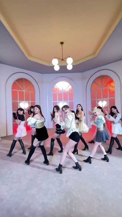 Dancing in #MOONLIGHTSUNRISE☀️ (SUN ver.)#TWICE #트와이스