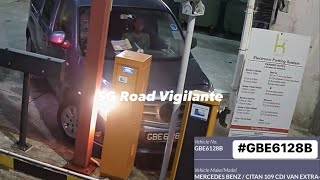 28Dec2022 Parklane Shopping Mall Exit Mercedes Ctan Hit And Damaged Carpark Control