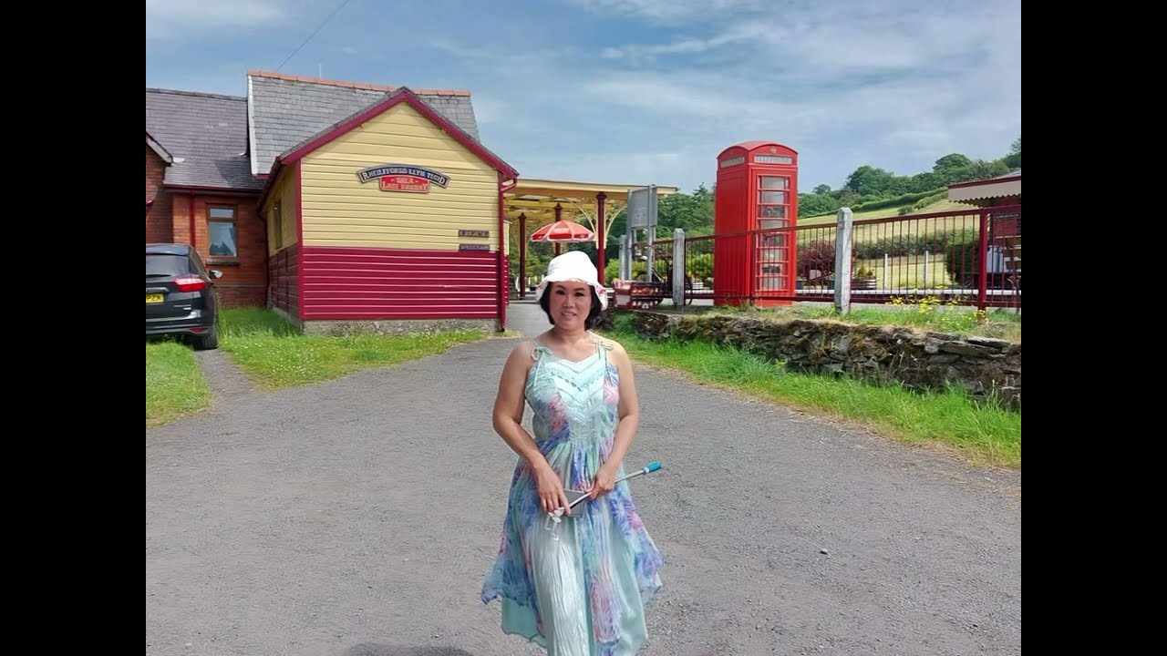 Llanuwchllyn-Bala-Llanuwchllyn. Bala Lake Railway 9 miles return journey alongside Bala Lake.