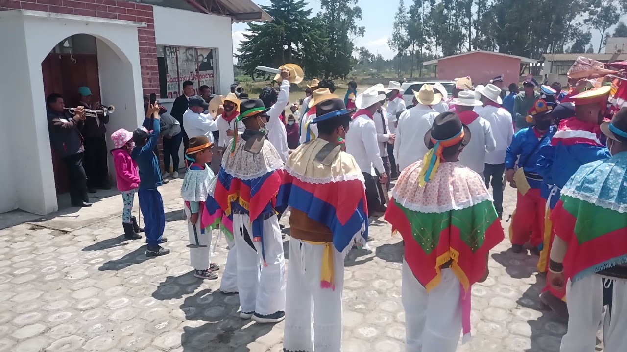 Fiesta en Honor al Niño de Isinche y la Virgen del Cisne