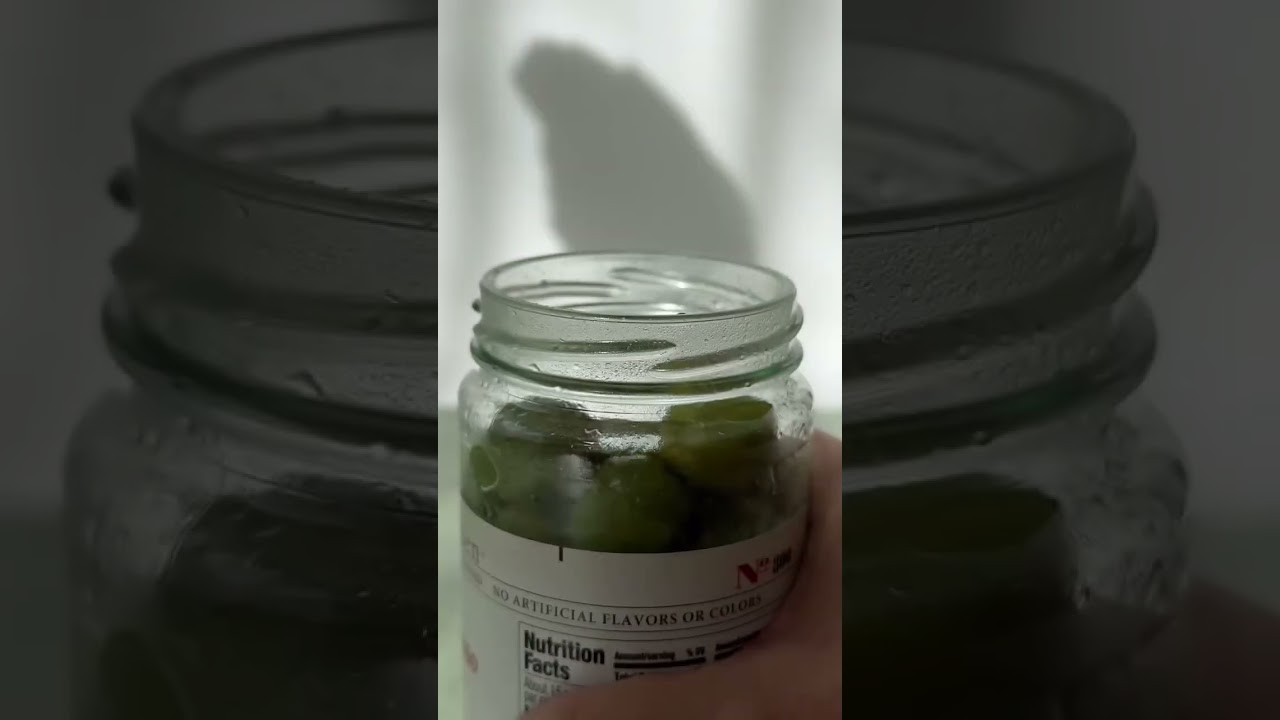 Limes who? This Spicy Olive Margarita is your new obsession. 🫒🌶️