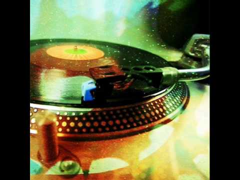 Saint Martinique - Contrast (Stereofunk Rmx)
