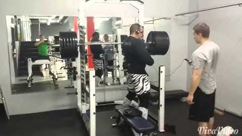Joey Pyontka / Squats motivation in seconds
