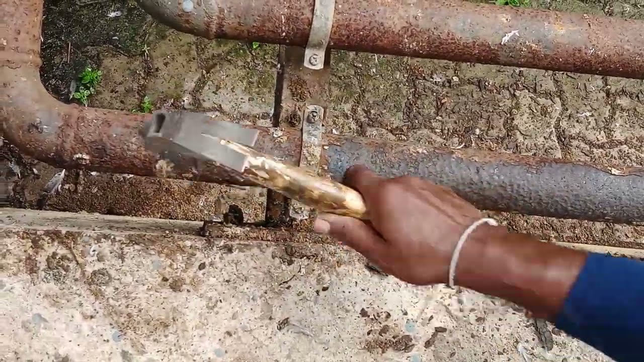 Satisfying Rust Removal Hack 🛠️ | Iron Pipe Cleaning