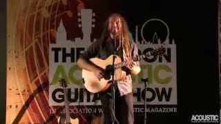 Newton Faulkner plays &#39;Plastic Hearts&#39; at the London Acoustic Guitar Show 2013