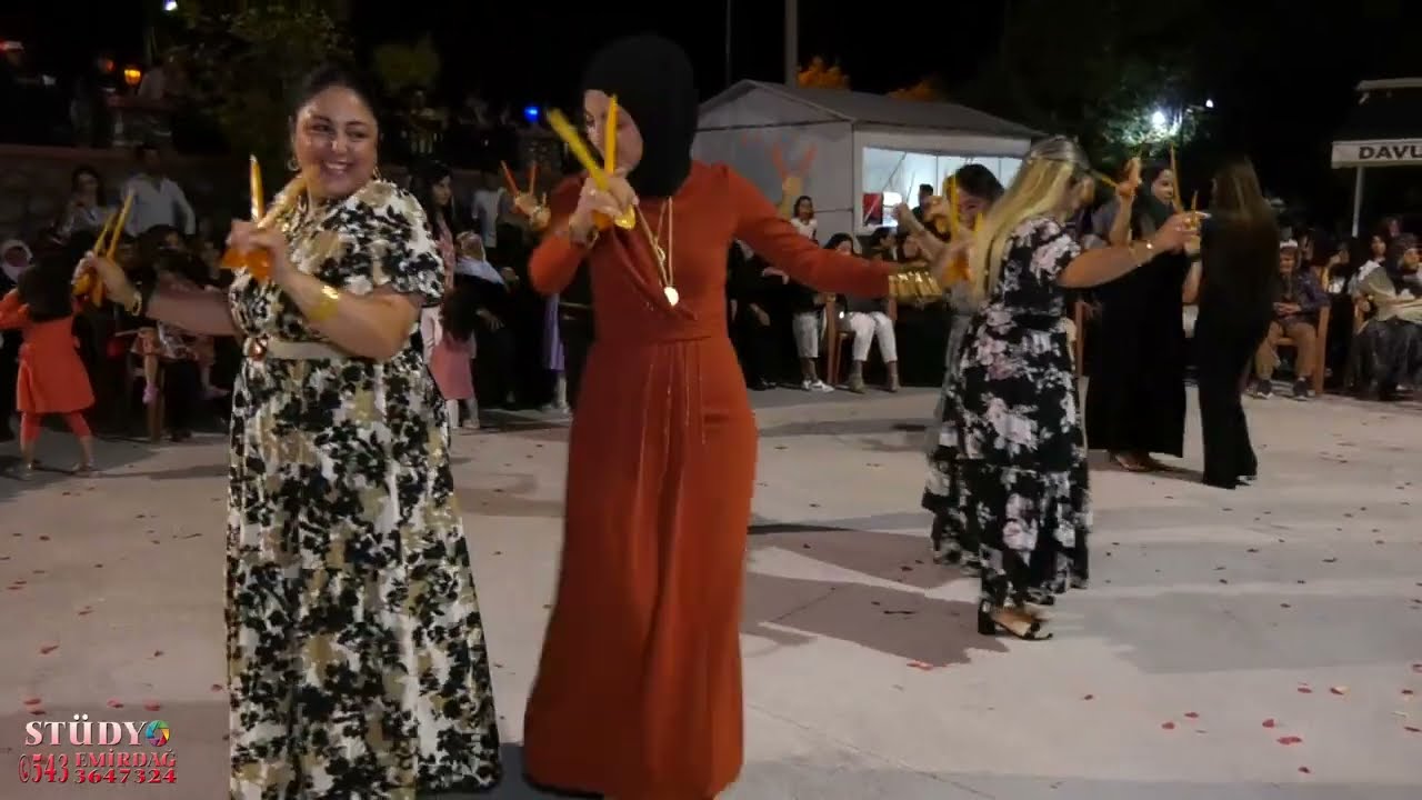 Böyle Kaşık Havası Görülmedi..! Davulga Kaşık Oyunu #düğün #emirdağ #oyunhavası #kaşıkoyunu