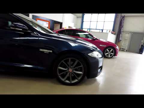 Jaguar xe vs xf