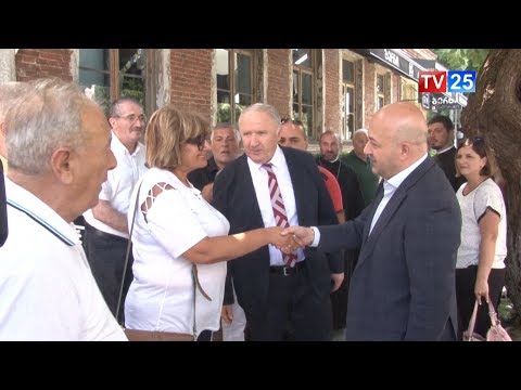 რუსთაველის ქუჩაზე ბოგდან კირაკოსიანის მემორიალური დაფა გაიხსნა