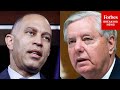 'Insanity': Hakeem Jeffries Torches Lindsey Graham For Holding Up Government Funding Bill