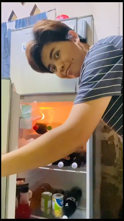 Download lagu hungry person #short #shorts #shortsvideo #shortsfeed #youtubeshorts