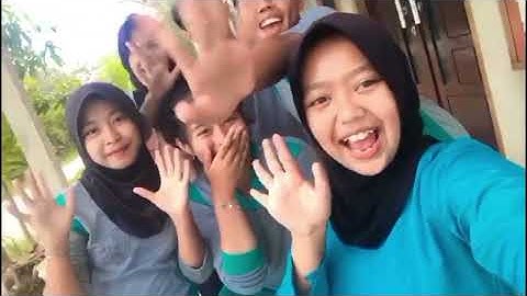 TUGAS INFORMATIKA KELOMPOK 1 KELAS IX.1 "MINI VLOG" |AFGAN|ALMEYSHA|DEHAN|ANING|KAYLA|SILVI