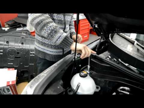 KIA SPORTAGE IV упоры капота