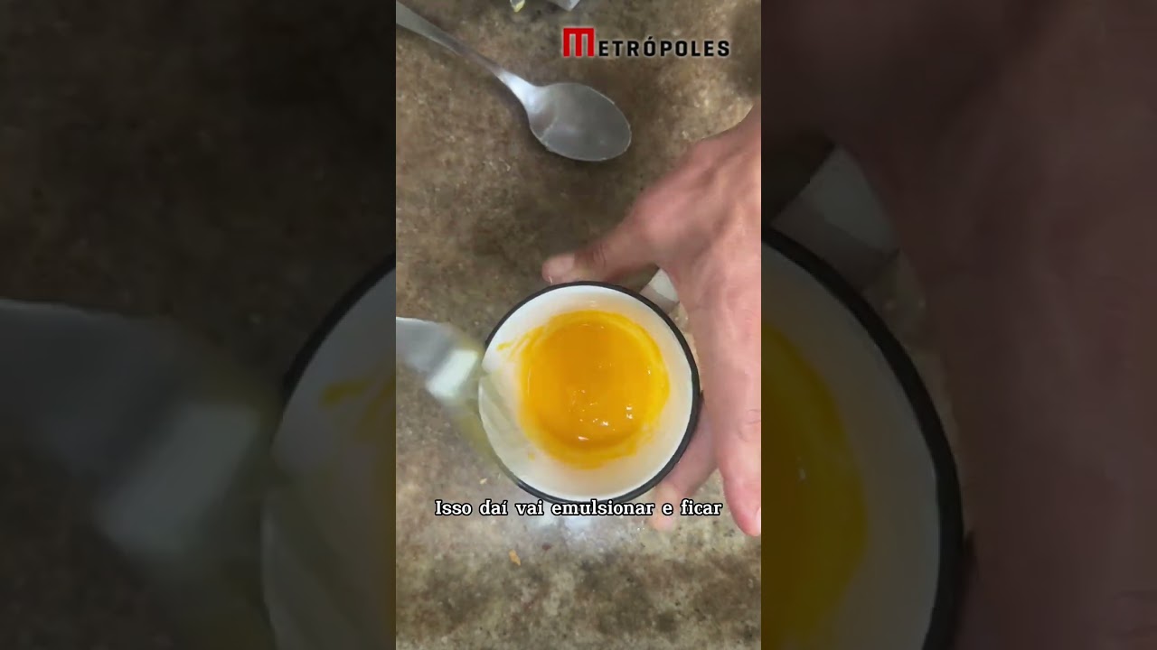 Aprenda a fazer bolo de limão com lemon curd no microondas