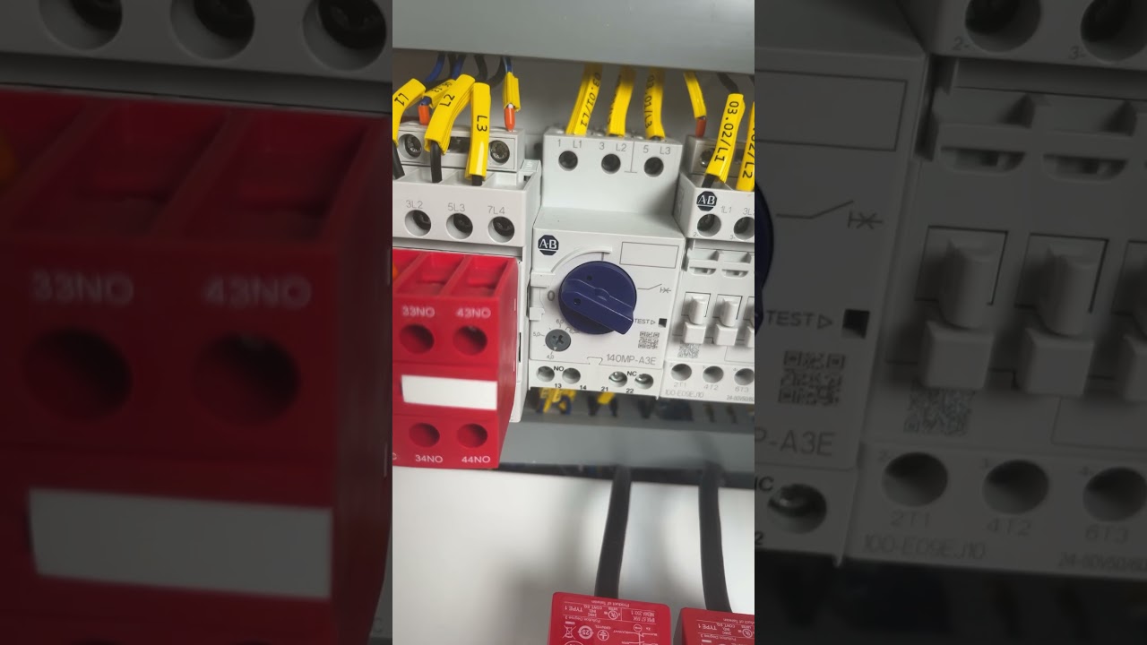 Alarm state for motor Micro800 PLC