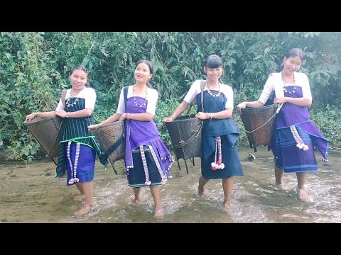 La langroi ari ari  cover dance karbi song  Robina Kropi 2022