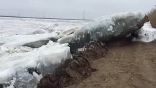 Подвижки льда на реке Лена