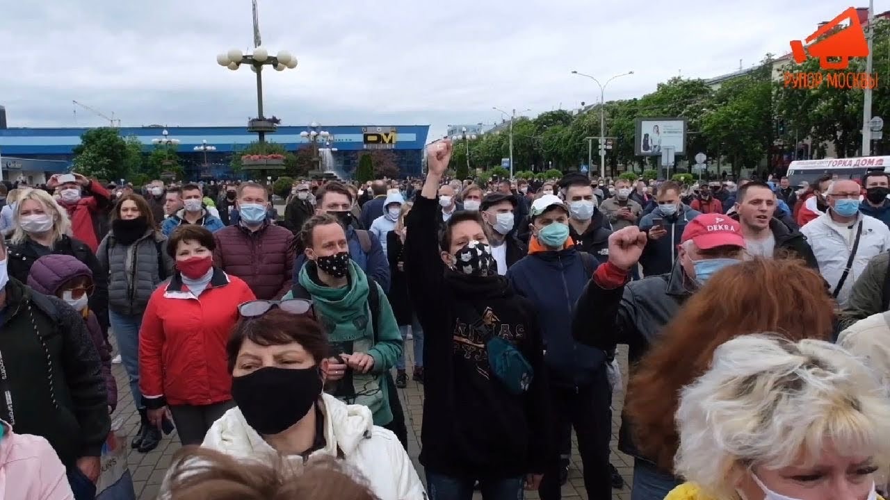 Массовые протесты в поддержку оппозиционных кандидатов в президенты проходят в Минске