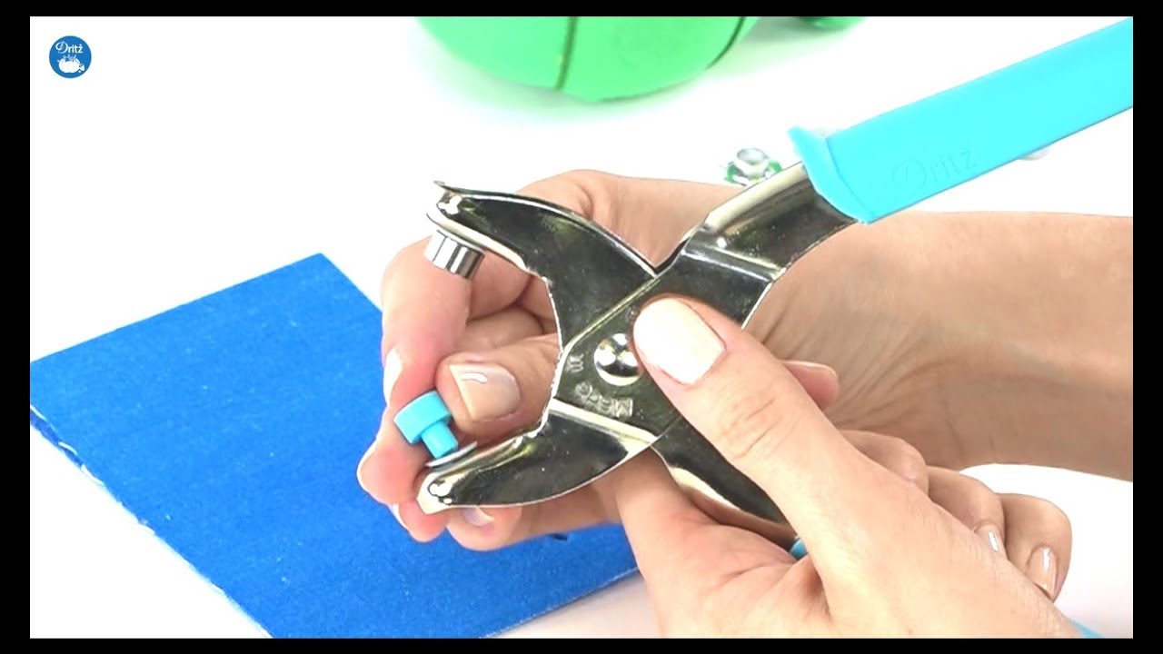 How to Use Eyelet Pliers: 8 Steps (with Pictures) - wikiHow