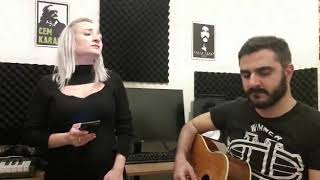 Sende Başını Alıp Gitme Akustik (Cover) - Emelkardelen